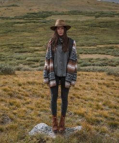 Grottoattire.shop2213a64048 1