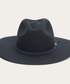 Grottoattire.shop75189d5a3b 1