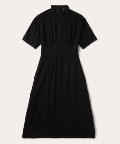 Grottoattire.shope0e192d4b8 1